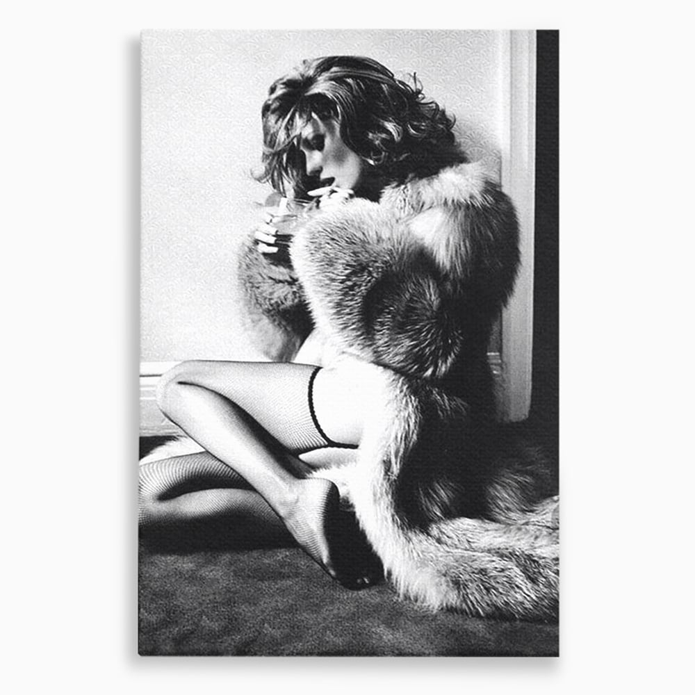 Tablou canvas cu tablou portret femeie retro cu blana, fara rama, pe sasiu de lemn